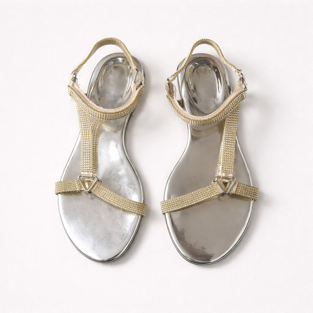 NIB Lilana Senorita-01 Flat Ankle Strap Sandals size 8